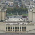 New Paris Trocadero - Eiffel Tower